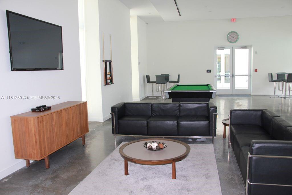 ONE FIFTY ONE @ BISCAYNE C - Residential