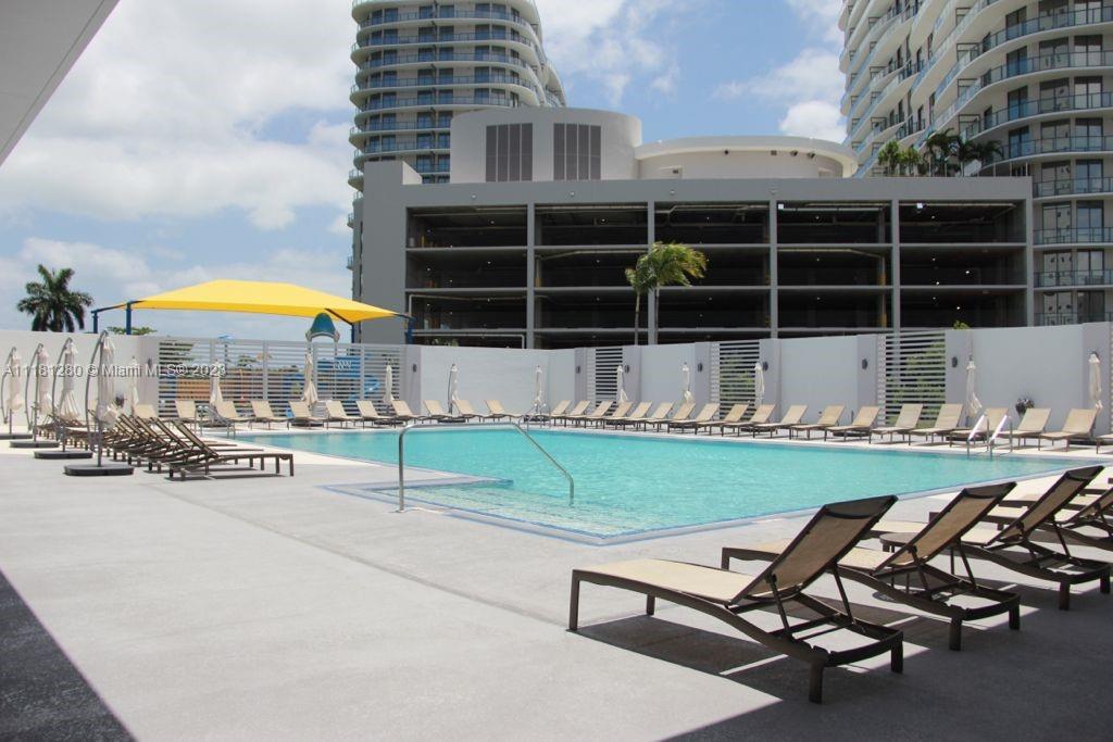 ONE FIFTY ONE @ BISCAYNE C - Residential