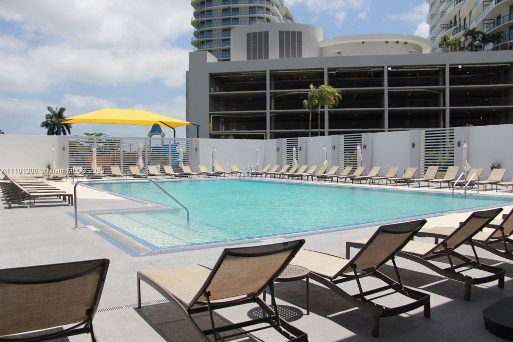 ONE FIFTY ONE @ BISCAYNE C - Residential