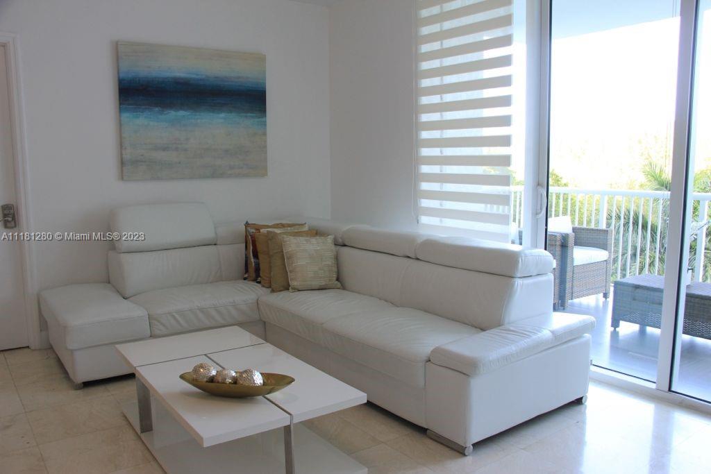 ONE FIFTY ONE @ BISCAYNE C - Residential