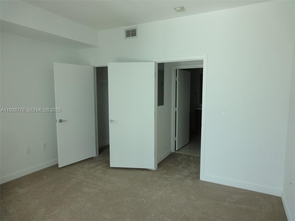AXIS ON BRICKELL - Residential