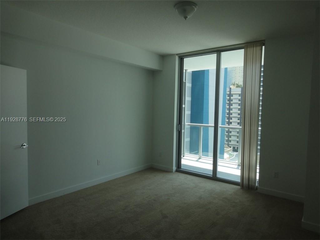 AXIS ON BRICKELL - Residential