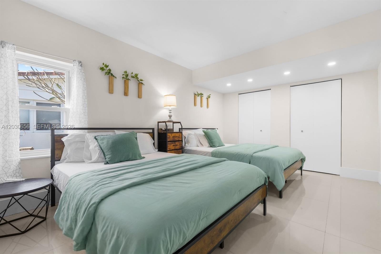 TROPICAL MANORS ADD - Residential Lease