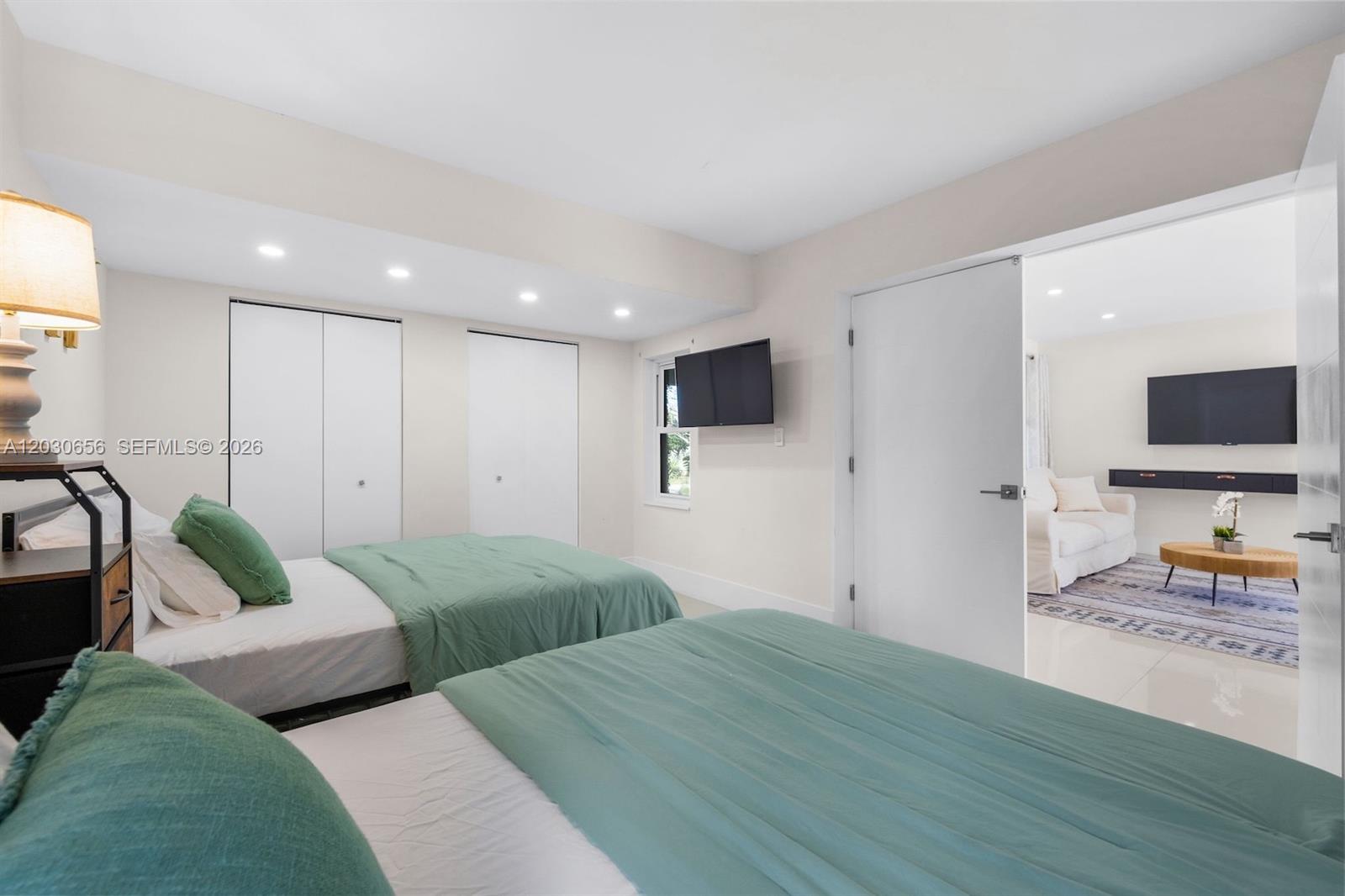 TROPICAL MANORS ADD - Residential Lease