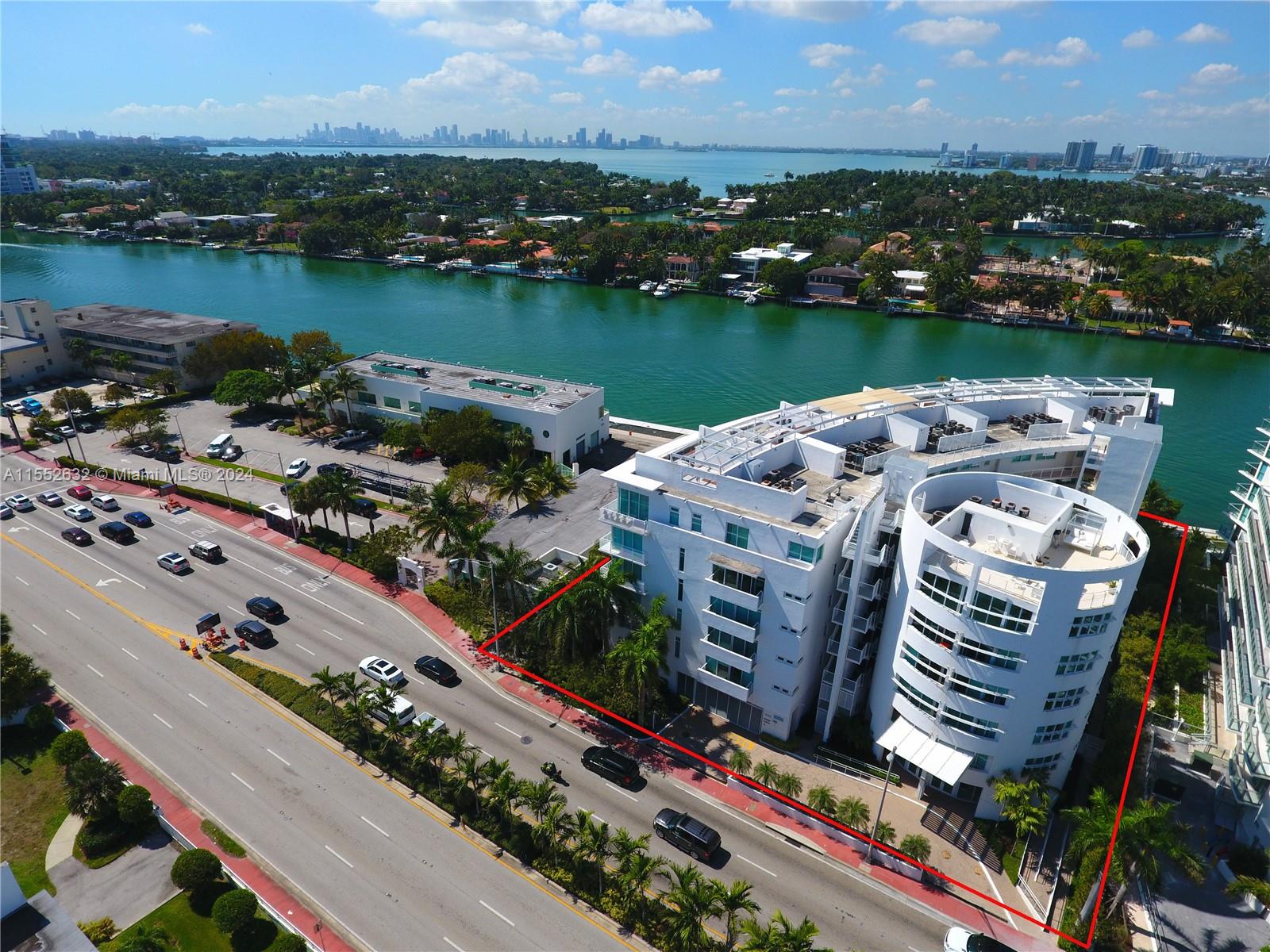 REGATTA AT INDIAN CREEK C - Residential