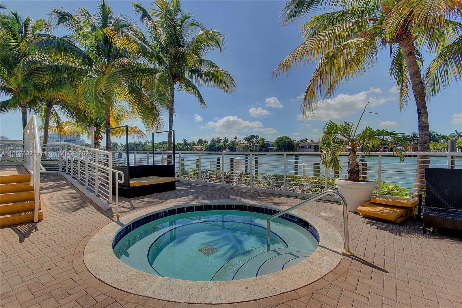 REGATTA AT INDIAN CREEK C - Residential