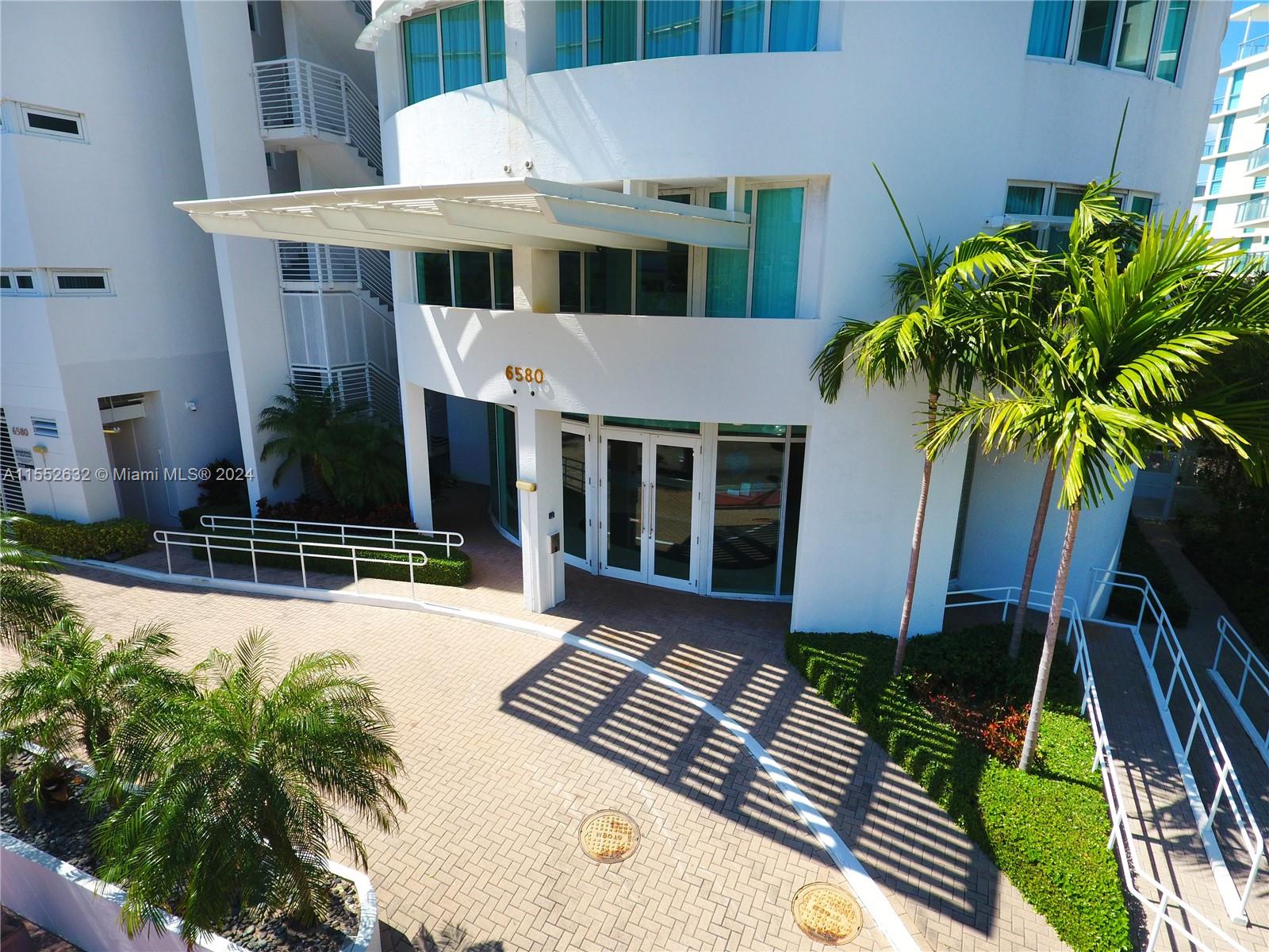 REGATTA AT INDIAN CREEK C - Residential