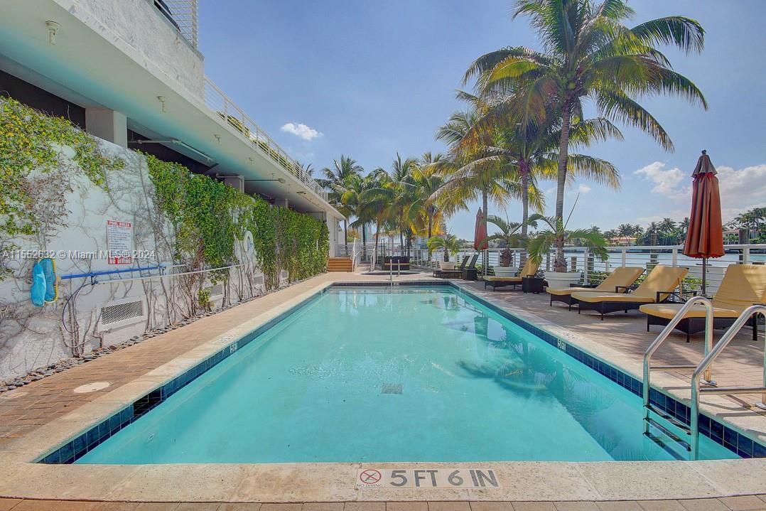 REGATTA AT INDIAN CREEK C - Residential
