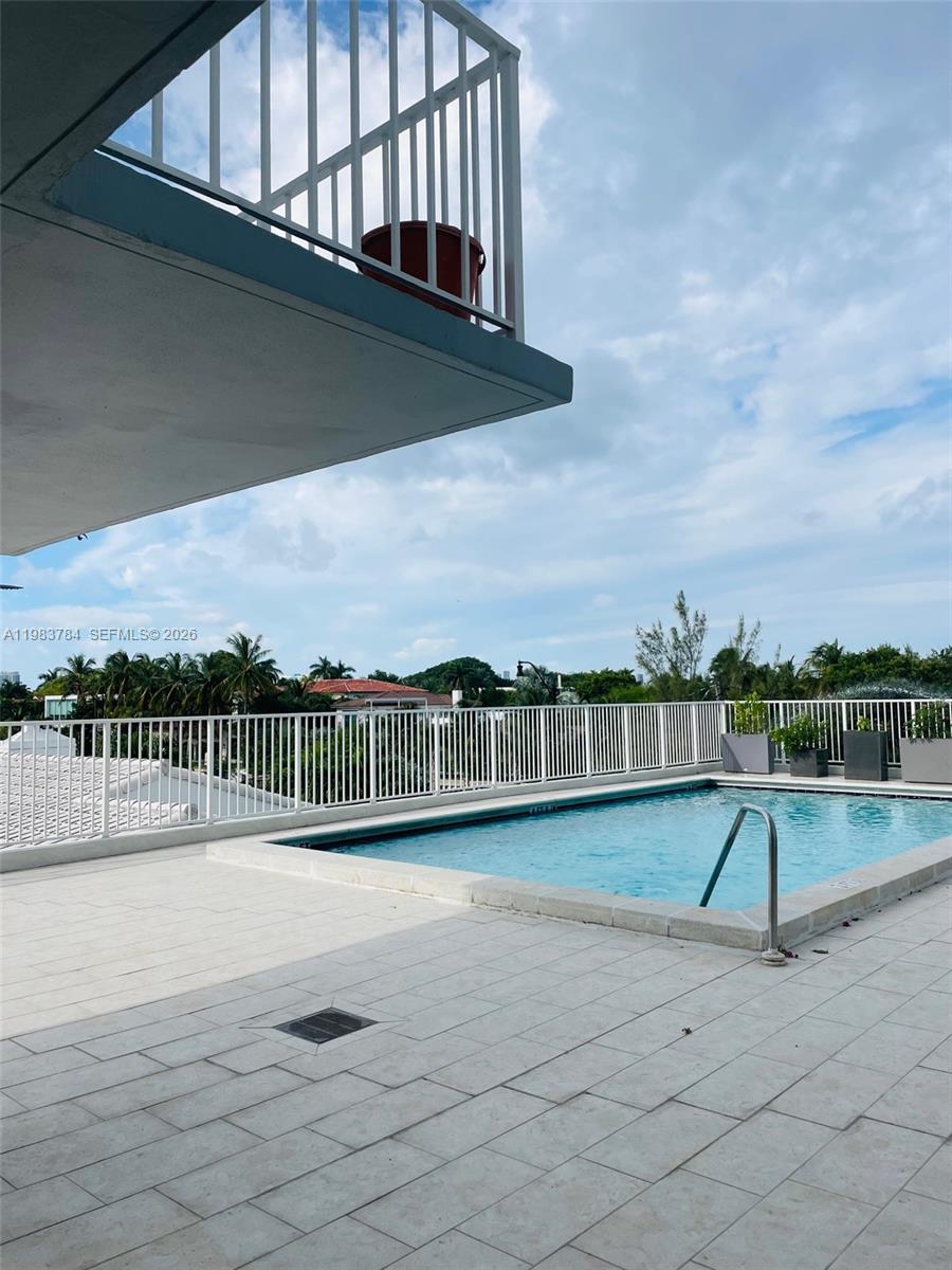 CLEARVIEW TOWERS CONDO - Residential