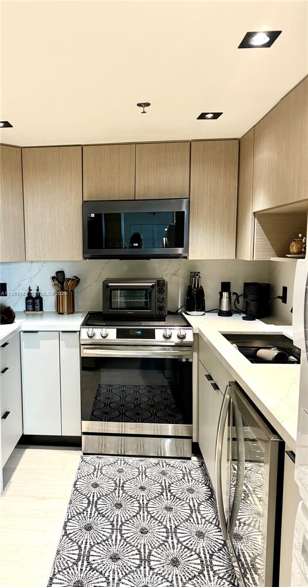 CLEARVIEW TOWERS CONDO - Residential