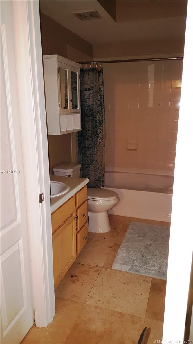 VALENCIA CONDO - Residential Lease