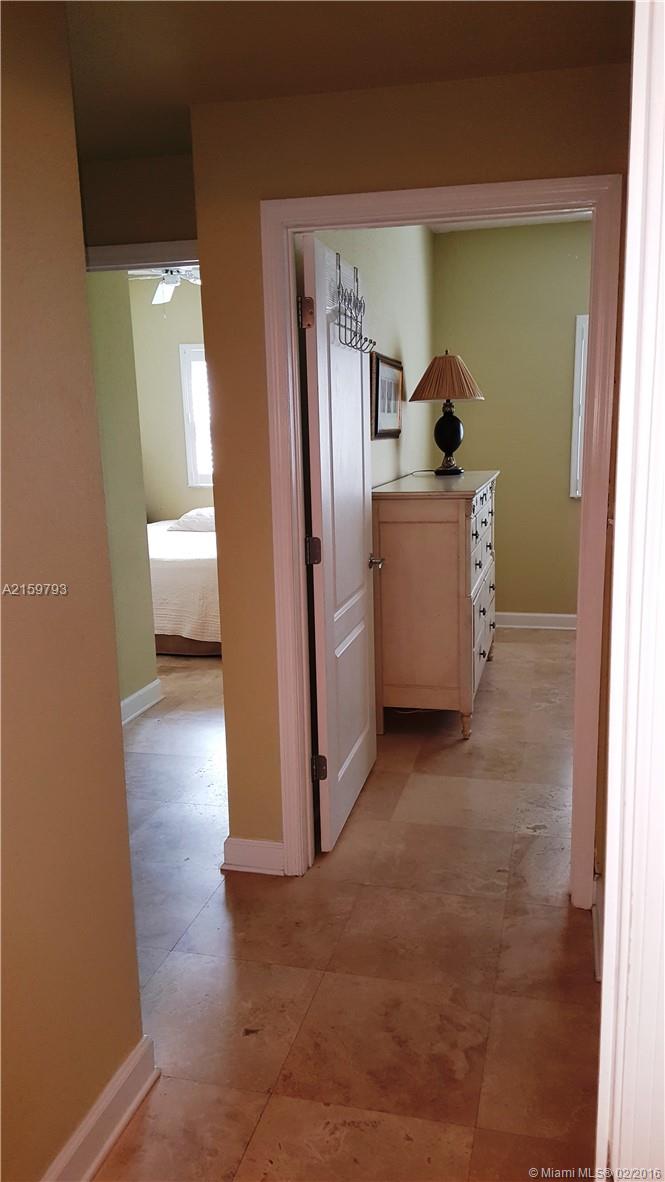VALENCIA CONDO - Residential Lease