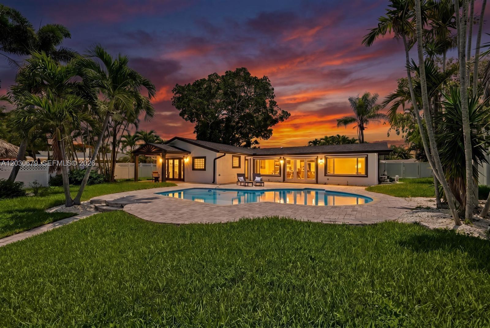 YACHT CLUB ESTATES - Residential