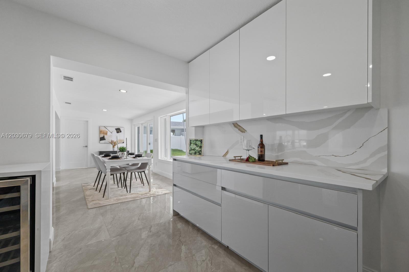 YACHT CLUB ESTATES - Residential