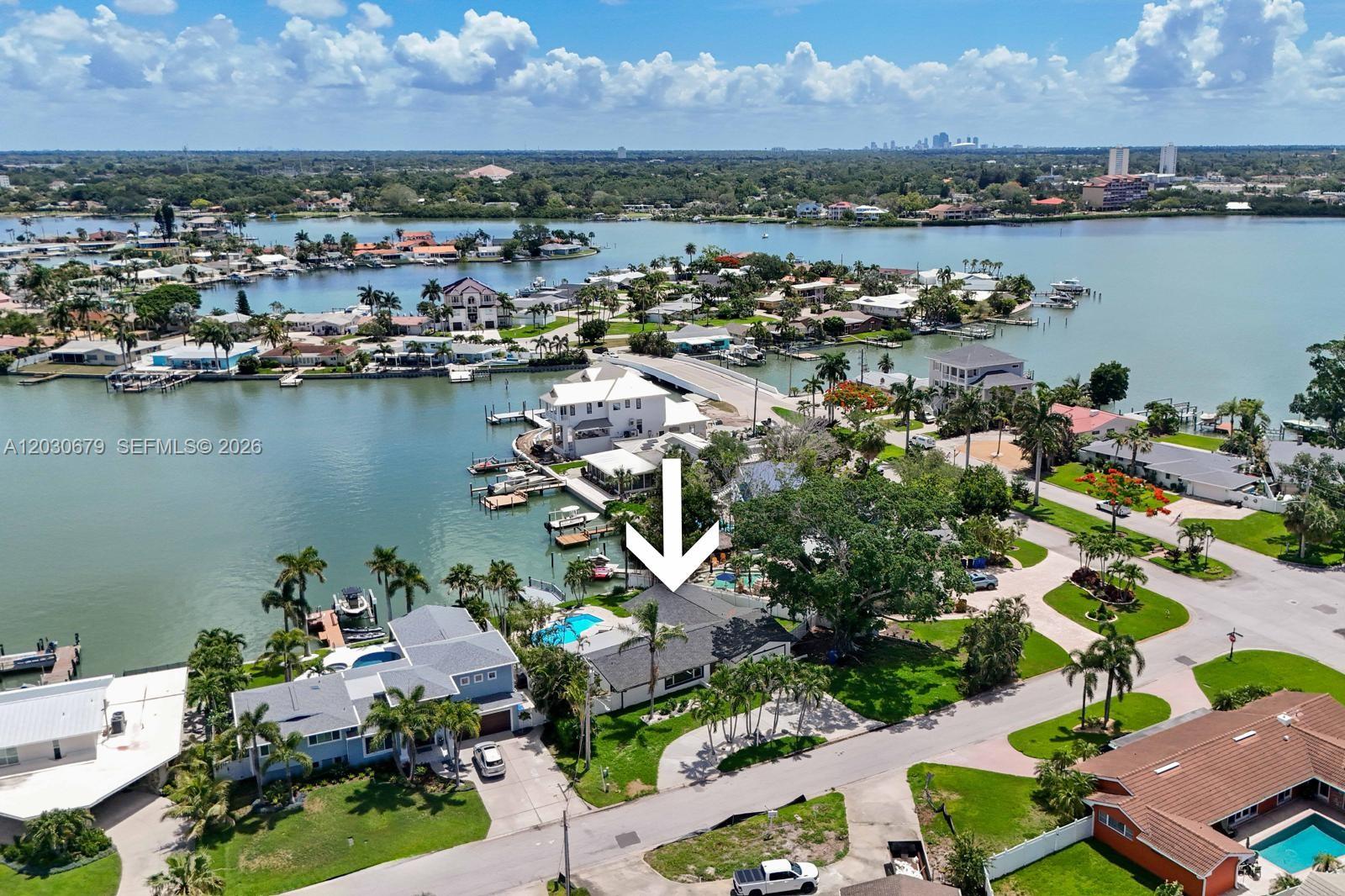 YACHT CLUB ESTATES - Residential