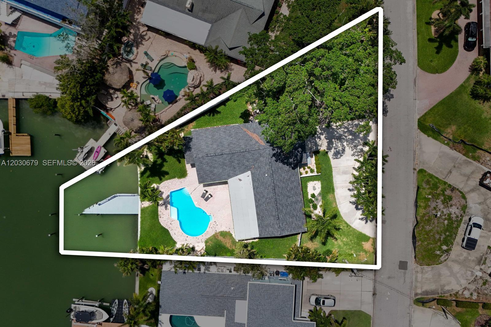 YACHT CLUB ESTATES - Residential