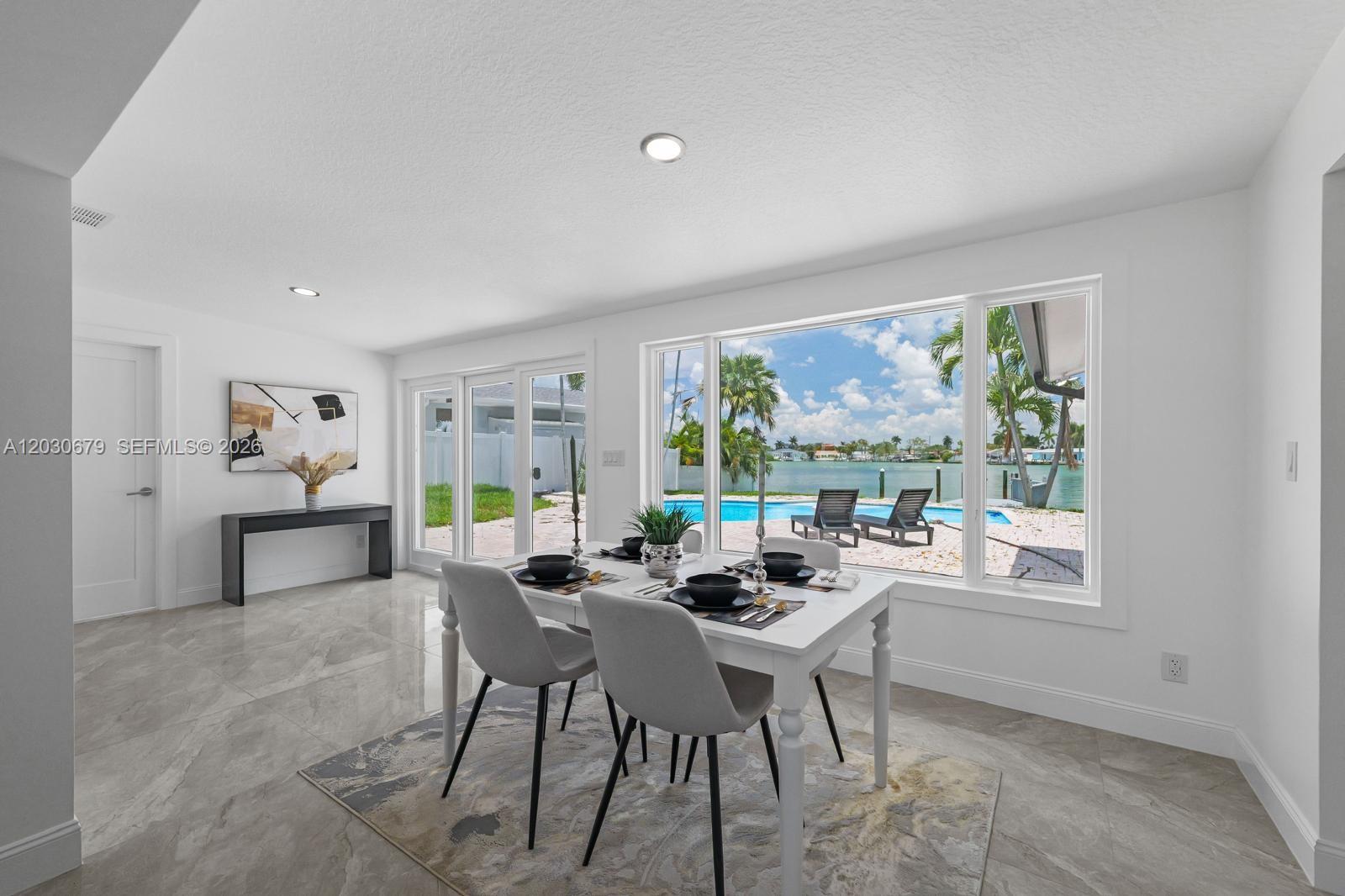 YACHT CLUB ESTATES - Residential