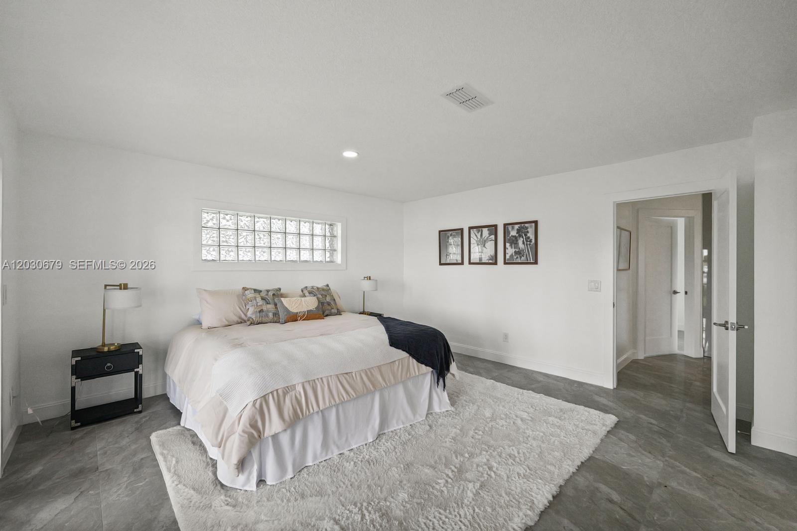 YACHT CLUB ESTATES - Residential