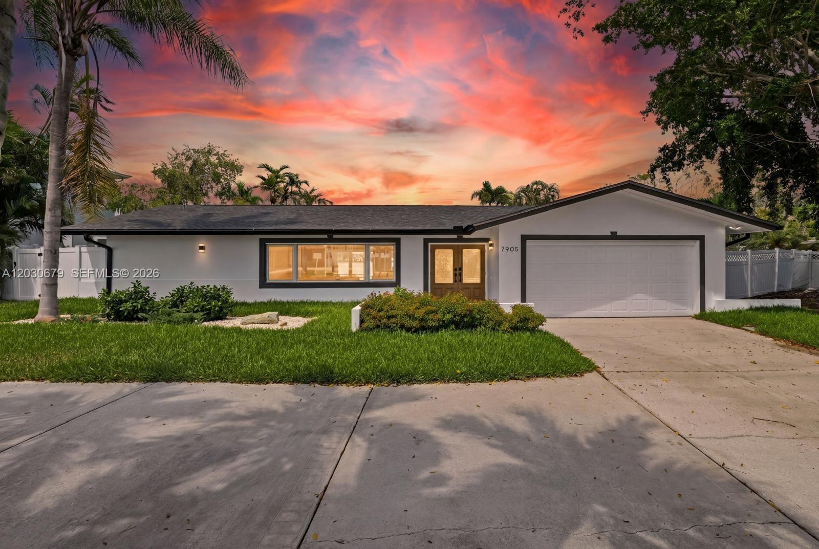 YACHT CLUB ESTATES - Residential