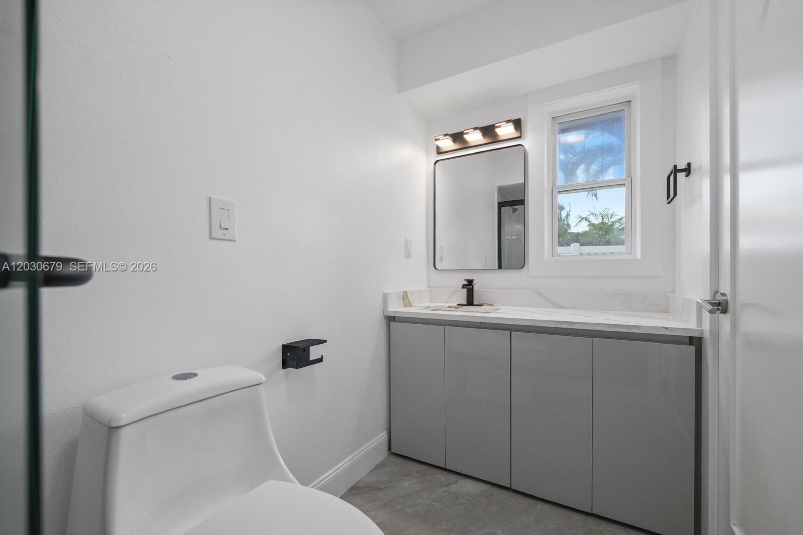 YACHT CLUB ESTATES - Residential