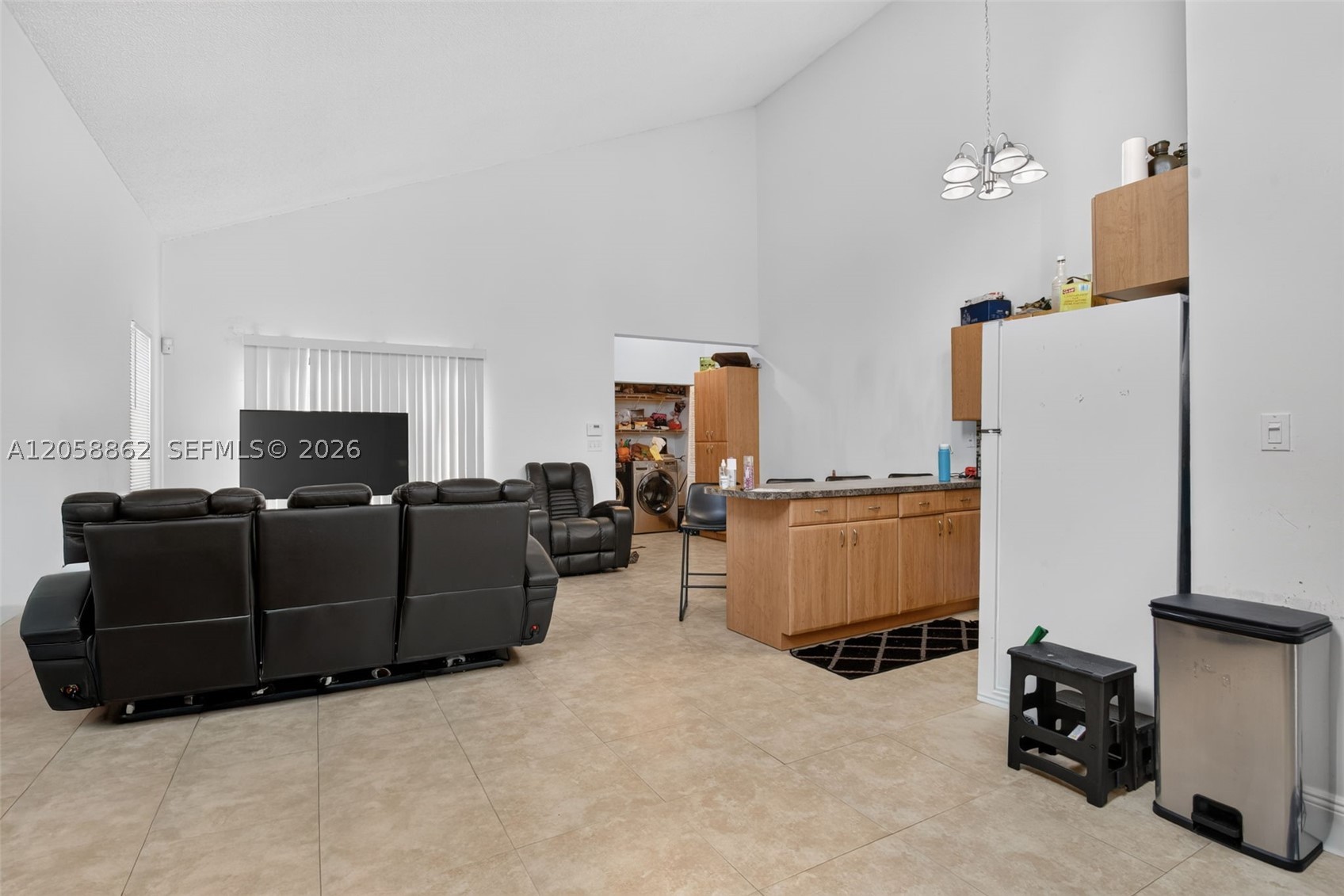ORCHARD LAKE TOWN HOUSES - Residential