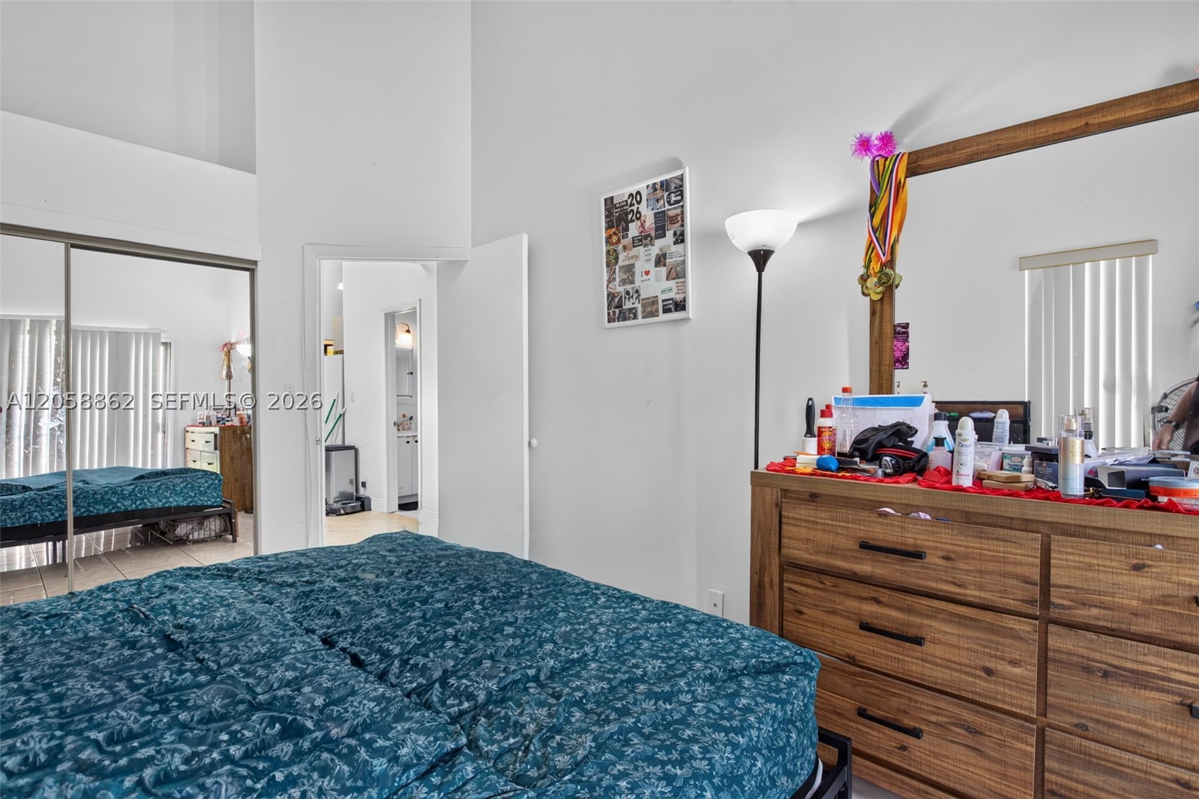 ORCHARD LAKE TOWN HOUSES - Residential