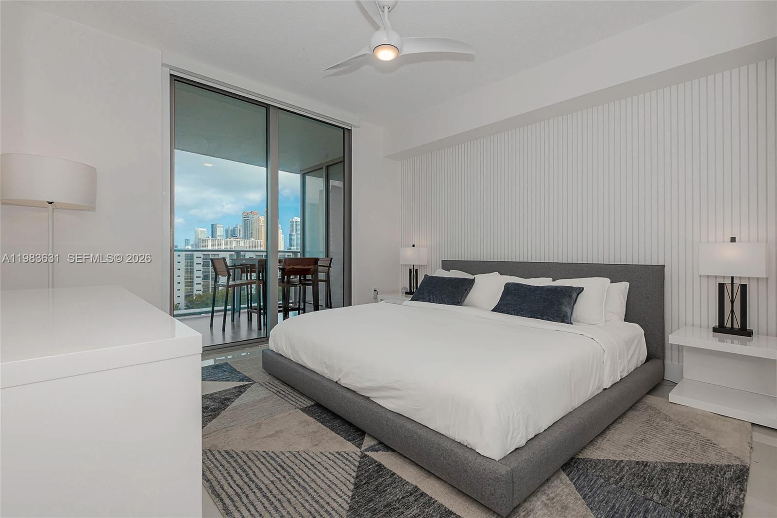 PARQUE TOWERS CONDO - Residential