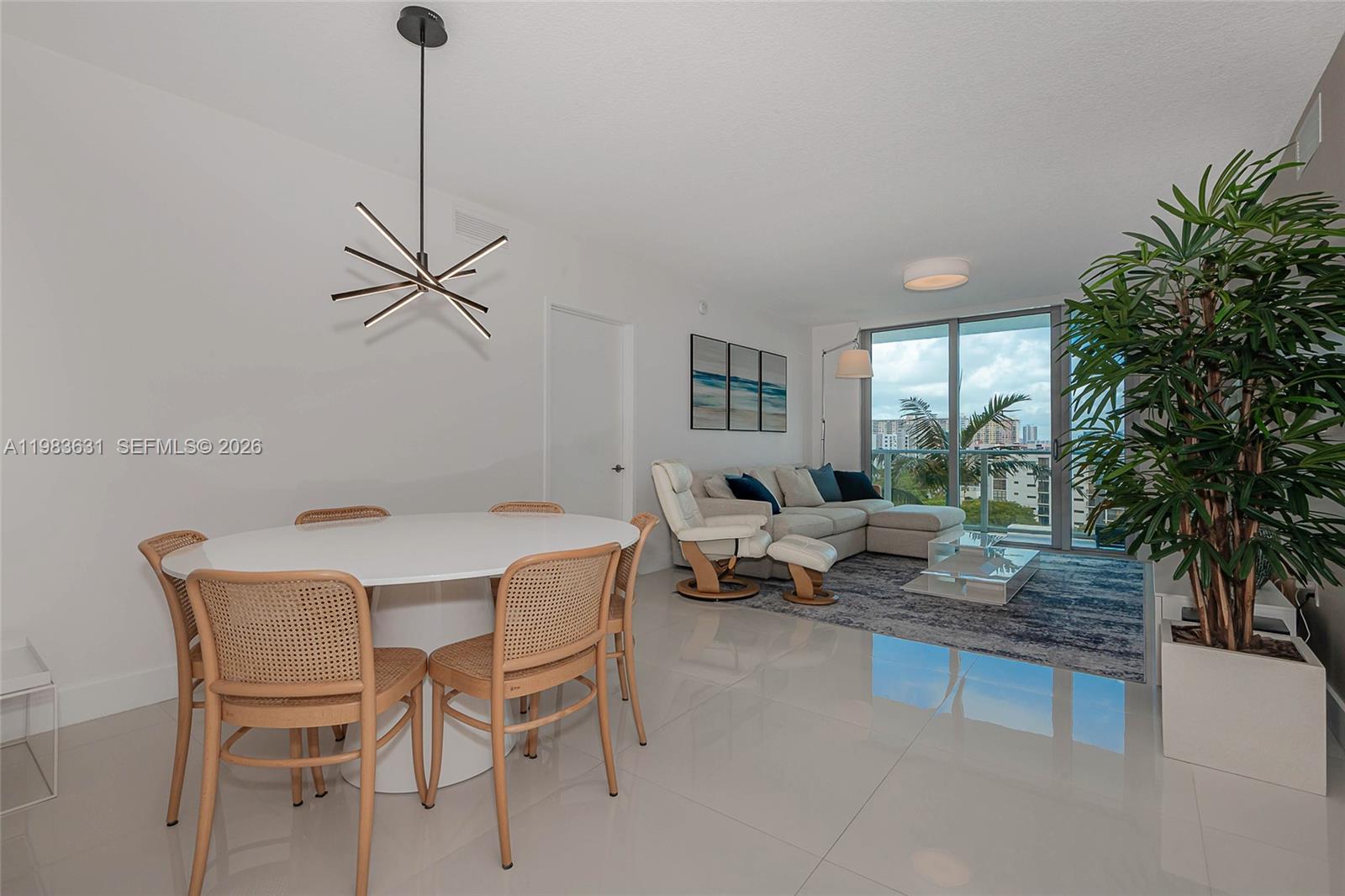 PARQUE TOWERS CONDO - Residential