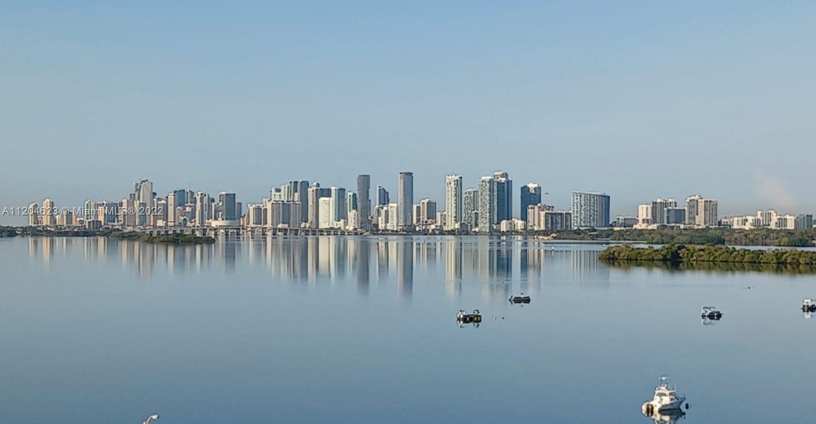 BAYSHORE YACHT & TENNIS C - Residential Lease