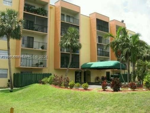 Spacious 1 bedroom 1.5 bath in a secure building ( 812 SF) ready to move in, tiles throughout, washer and dryer inside, freshly painted, private balcony assigned parking, Building offers locked entrance, community pool and barbeque w a tiki hunt by lake. Easy to show. Please read brokers remark.