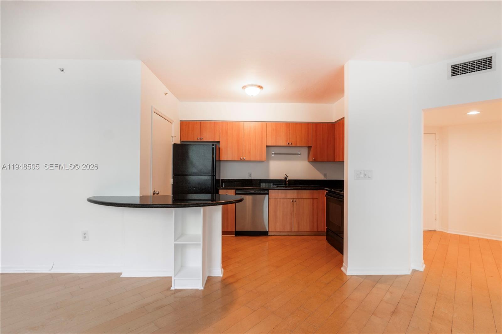 THE WAVERLY AT SOUTH BEAC - Residential