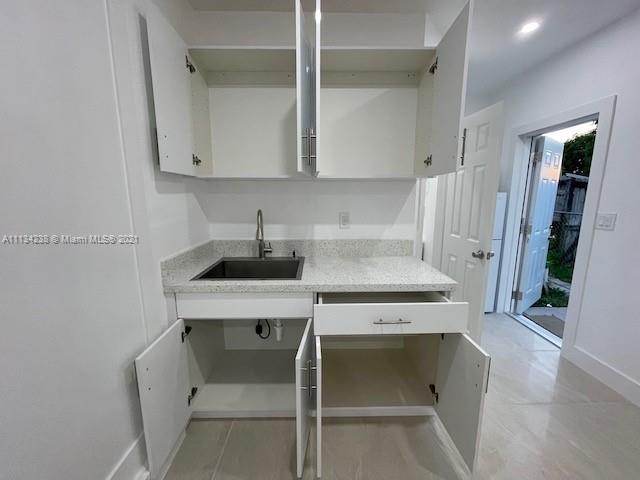 FAIRWAY ESTATES SEC FOUR - Residential Lease
