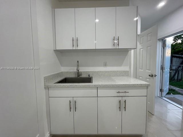 FAIRWAY ESTATES SEC FOUR - Residential Lease