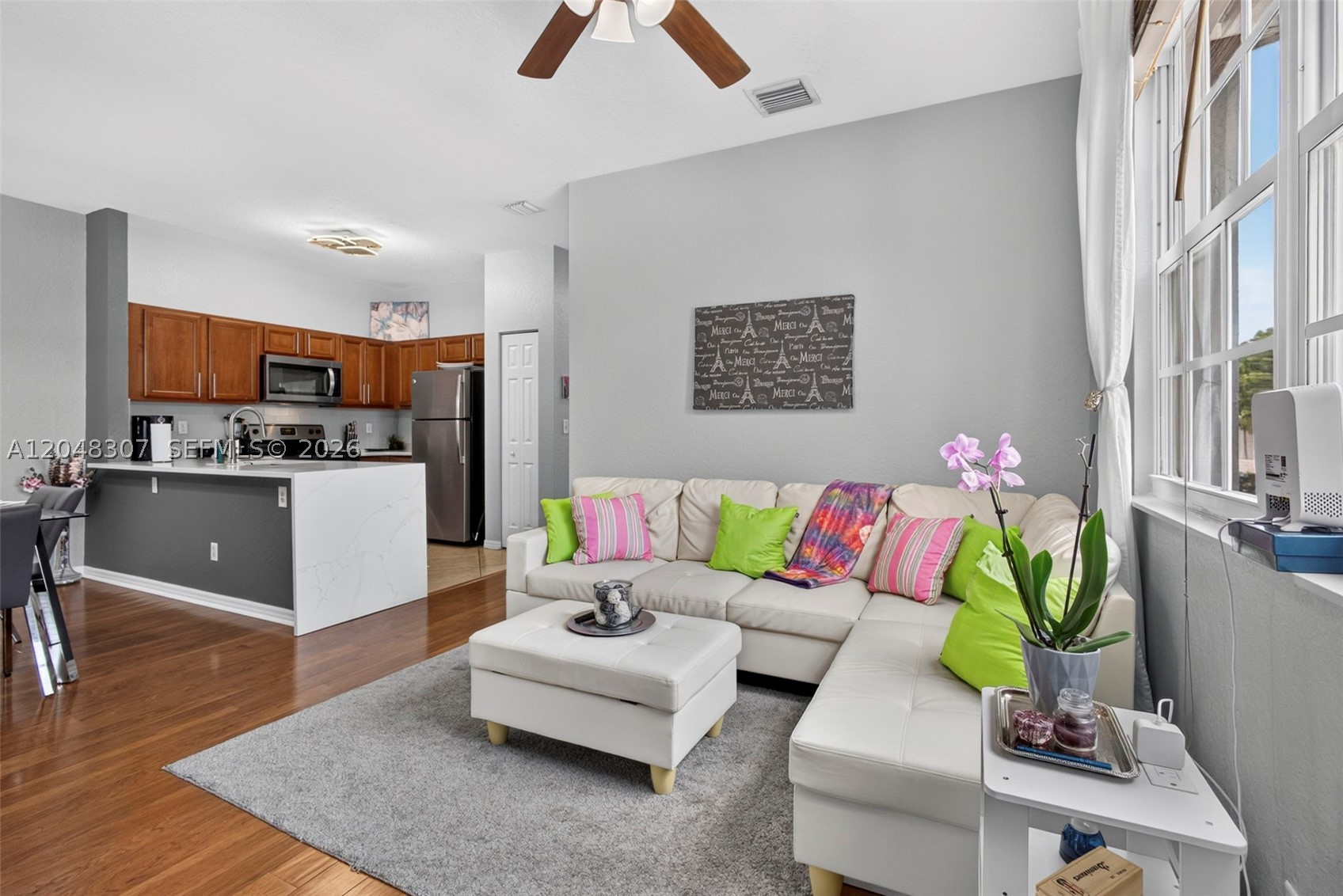 MAGNOLIA BAY CONDOMIMIUM - Residential