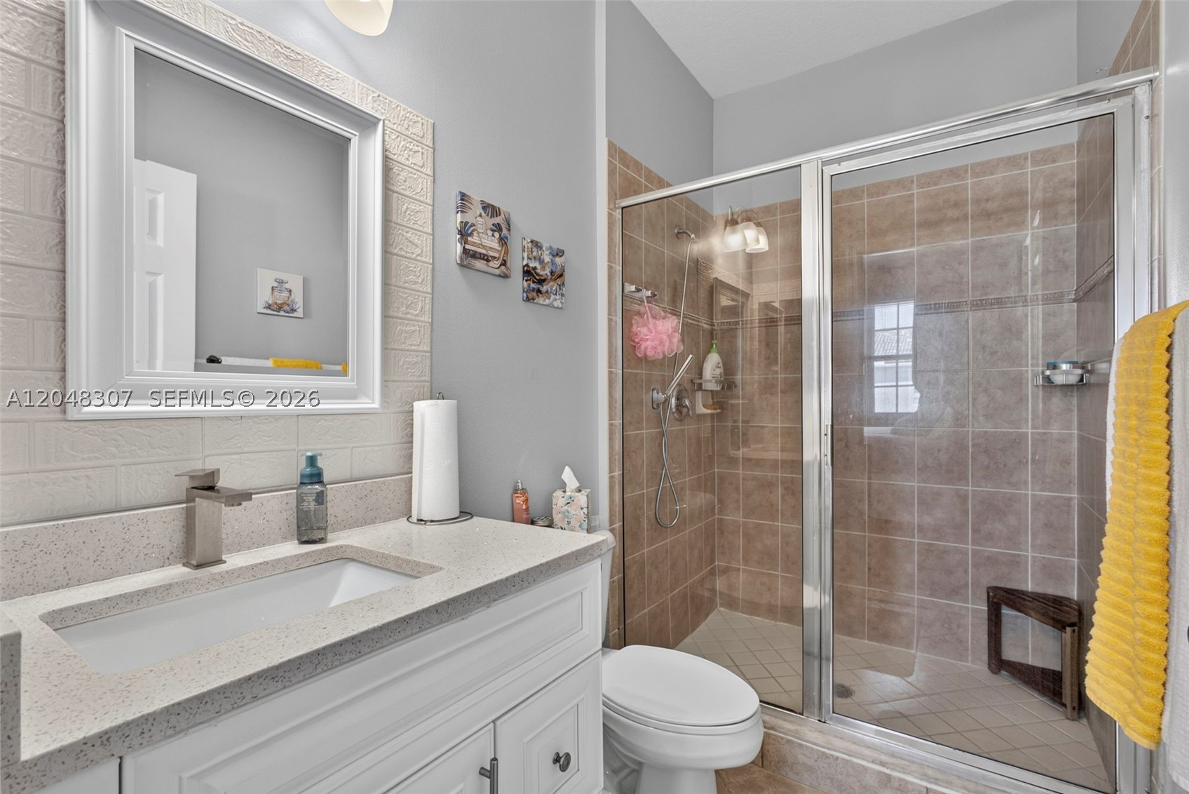MAGNOLIA BAY CONDOMIMIUM - Residential