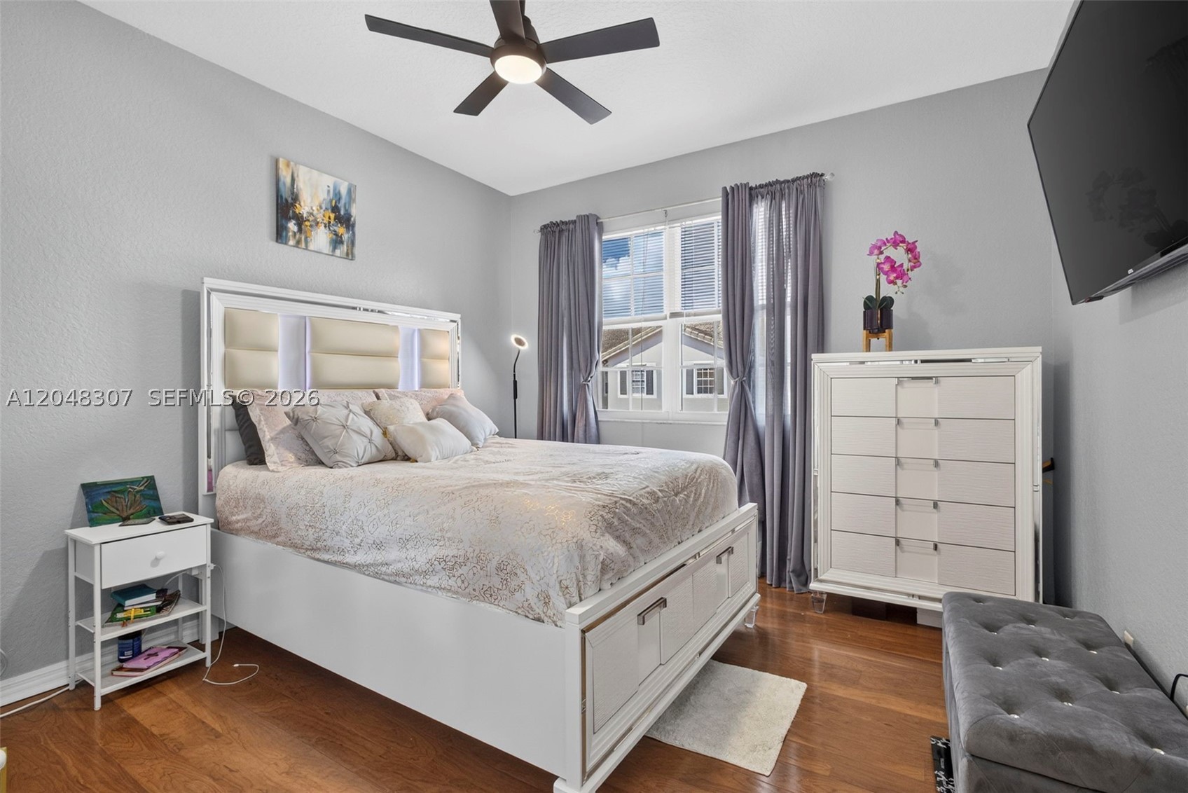 MAGNOLIA BAY CONDOMIMIUM - Residential