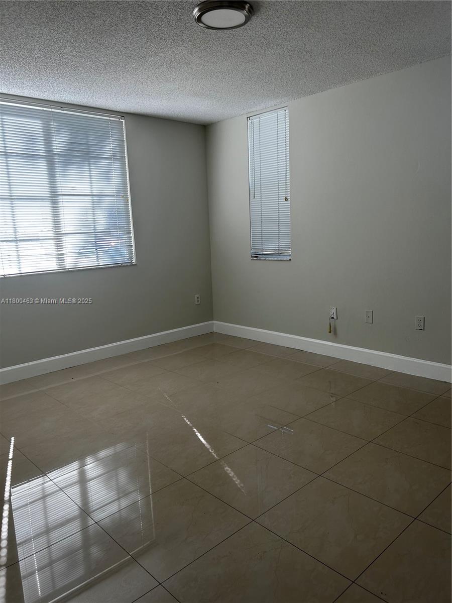 DEVONAIRE CONDO AT PEMBRO - Residential Lease