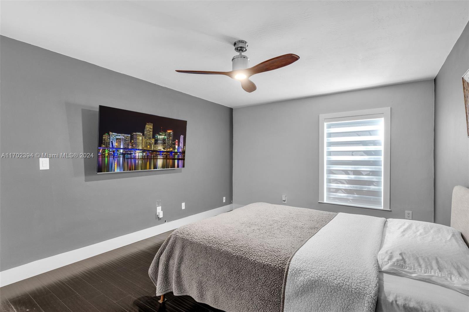 DADELAND CAPRI CONDO - Residential Lease