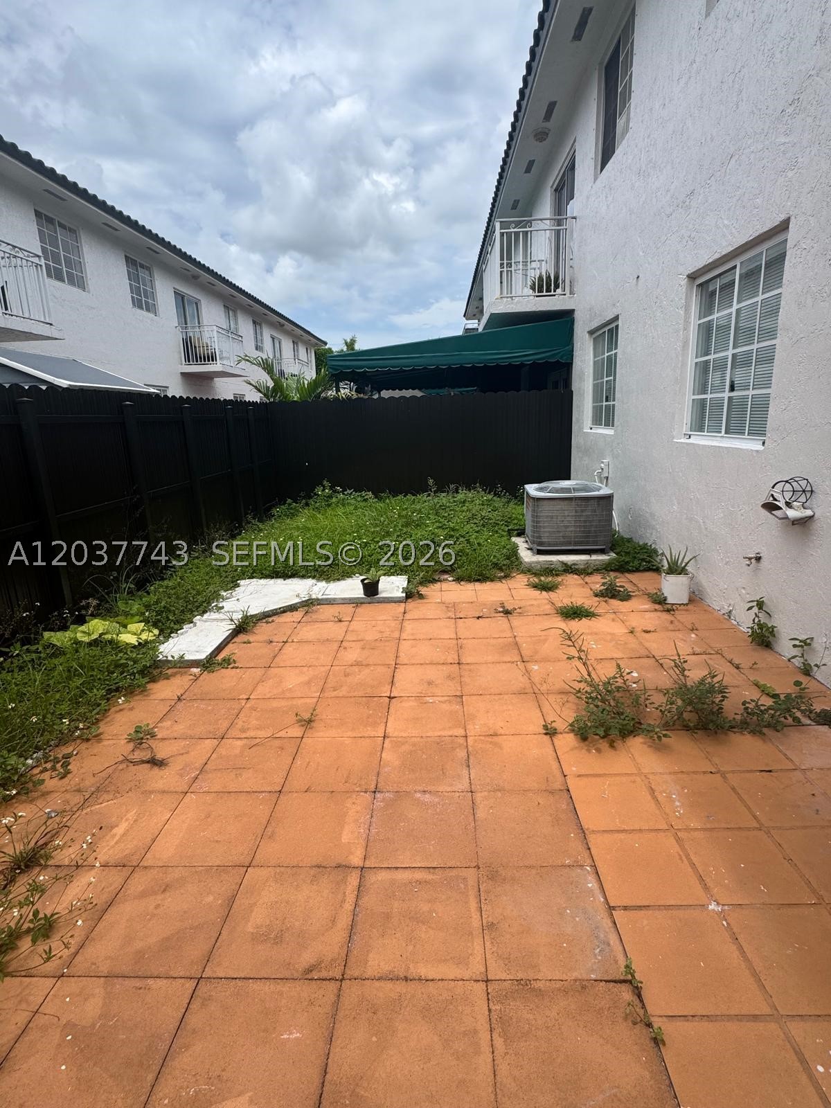 LILANDIA ESTATES CONDO - Residential Lease