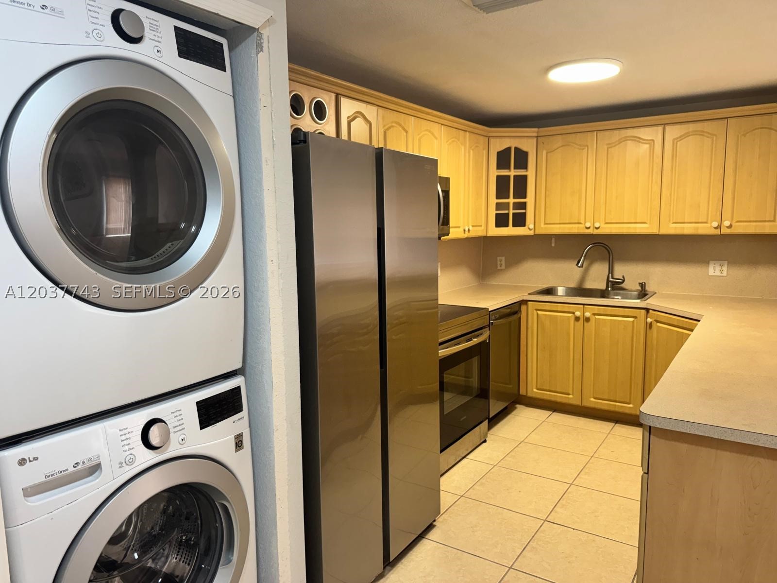 LILANDIA ESTATES CONDO - Residential Lease