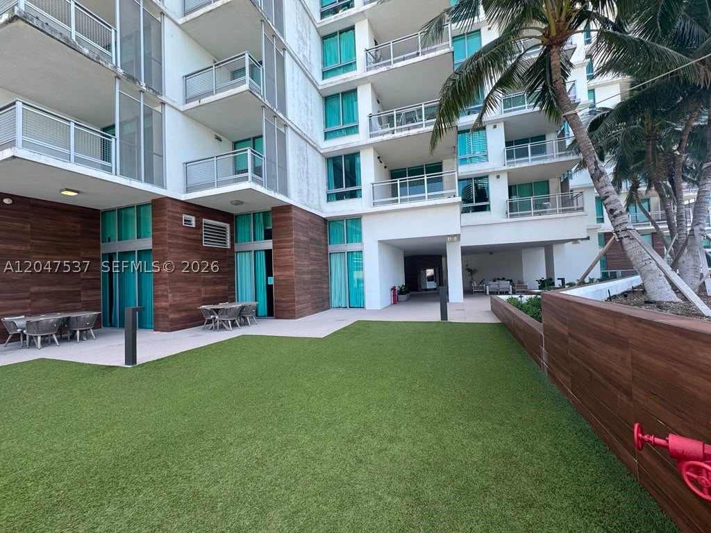 WIND CONDO - Residential Lease
