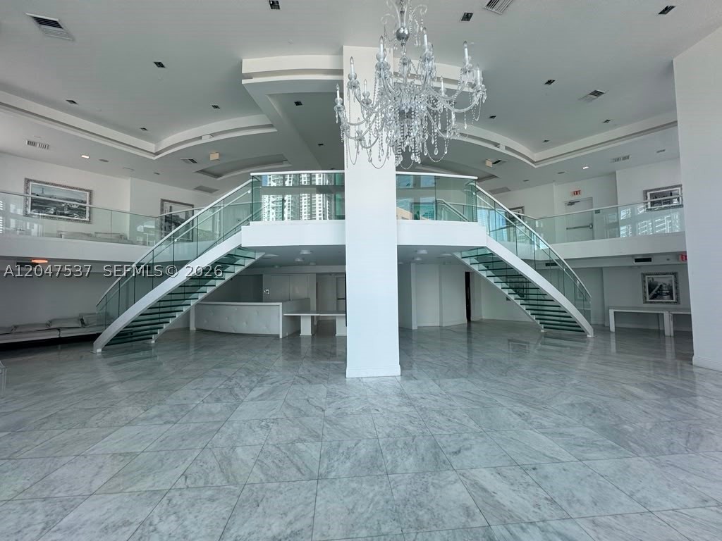 WIND CONDO - Residential Lease