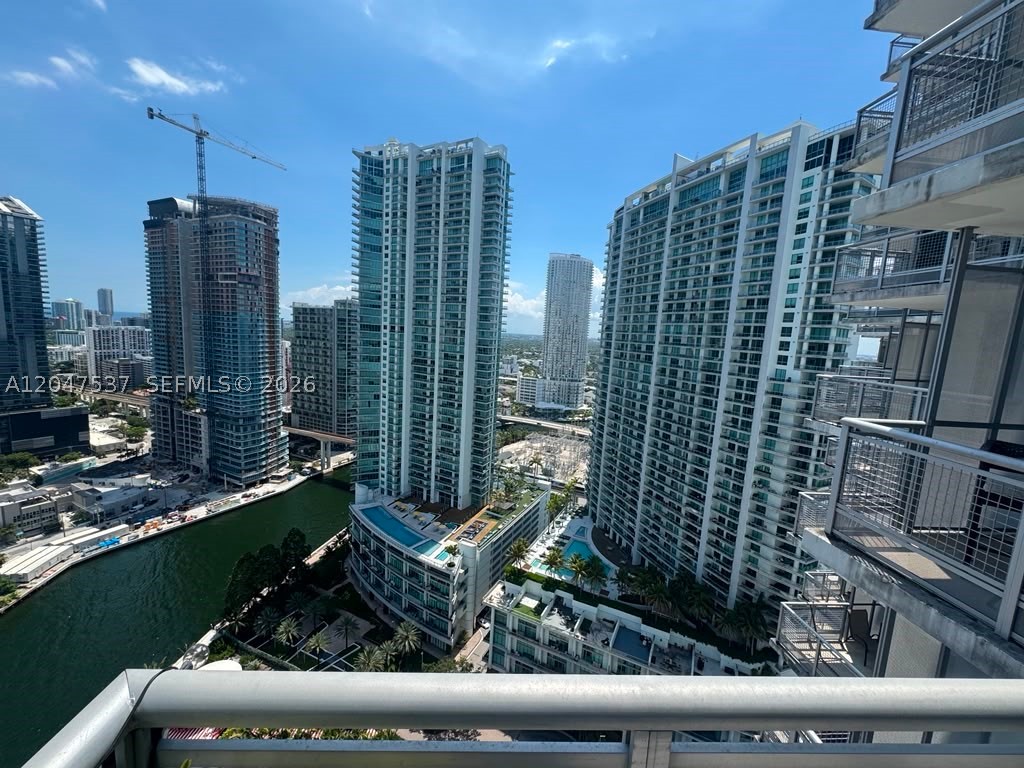 WIND CONDO - Residential Lease