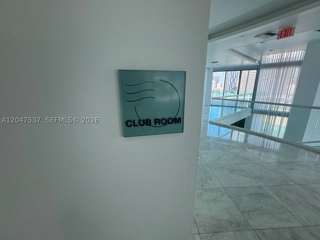 WIND CONDO - Residential Lease