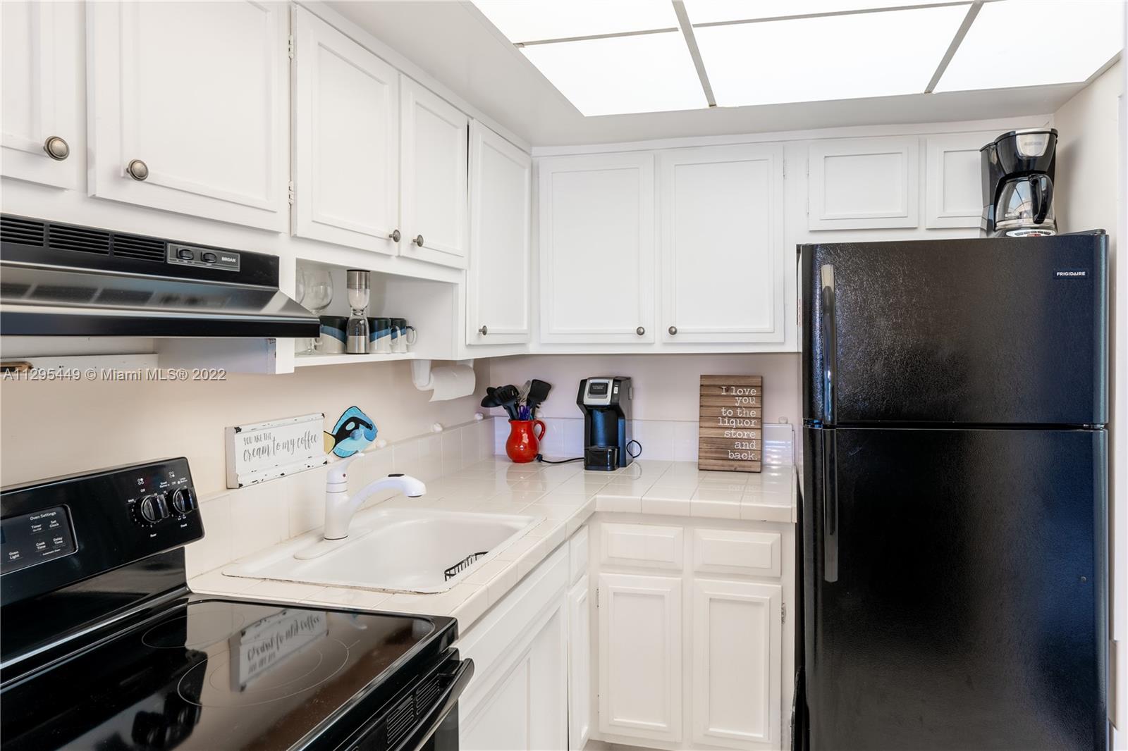 HILLSBORO INLET CONDO - Residential Lease