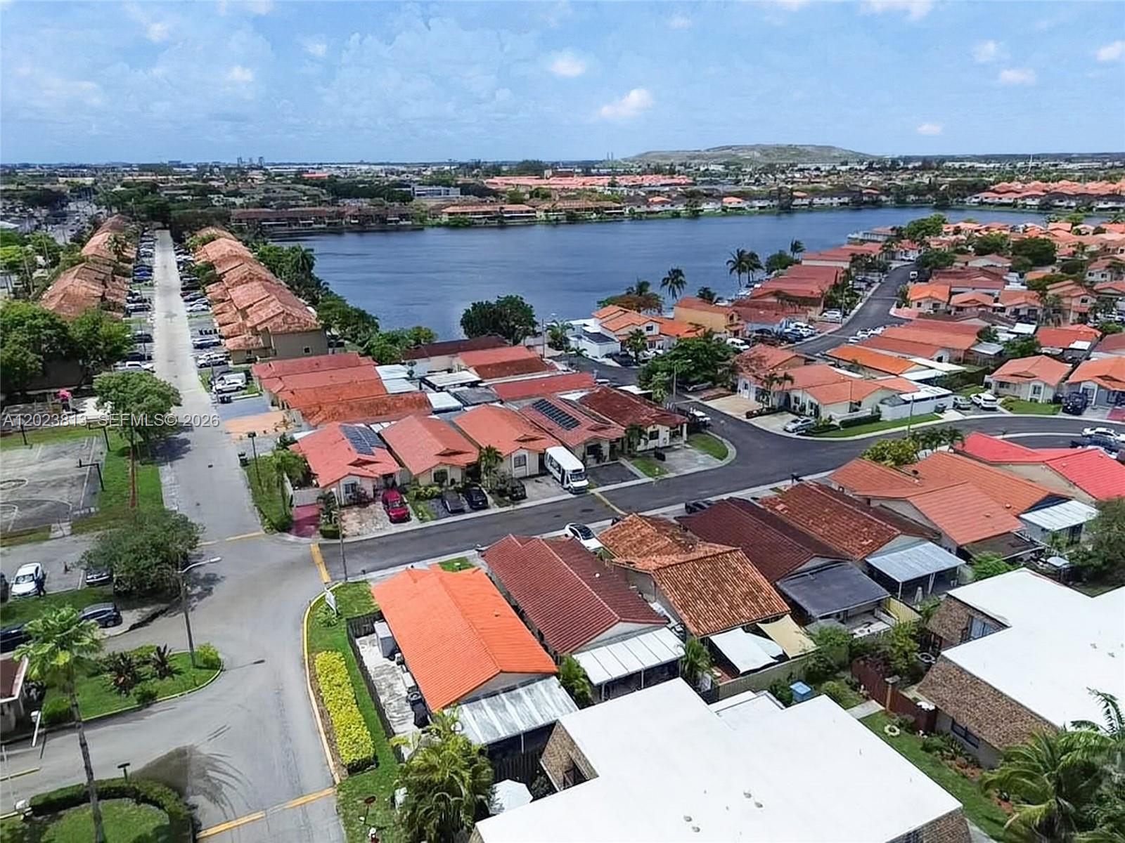 EL PRADO BY THE LAKE - Residential