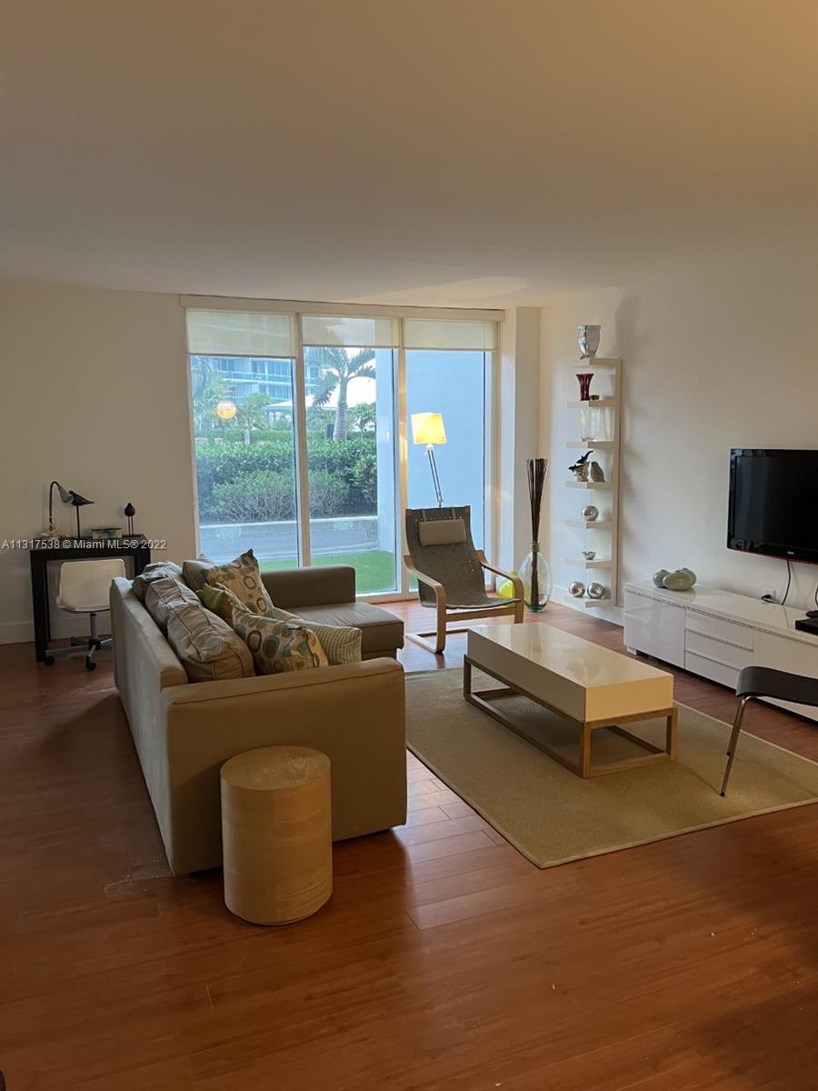 HARBOUR HOUSE - Residential