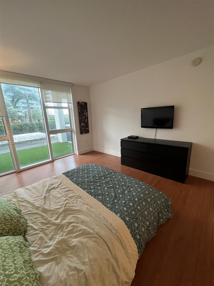 HARBOUR HOUSE - Residential