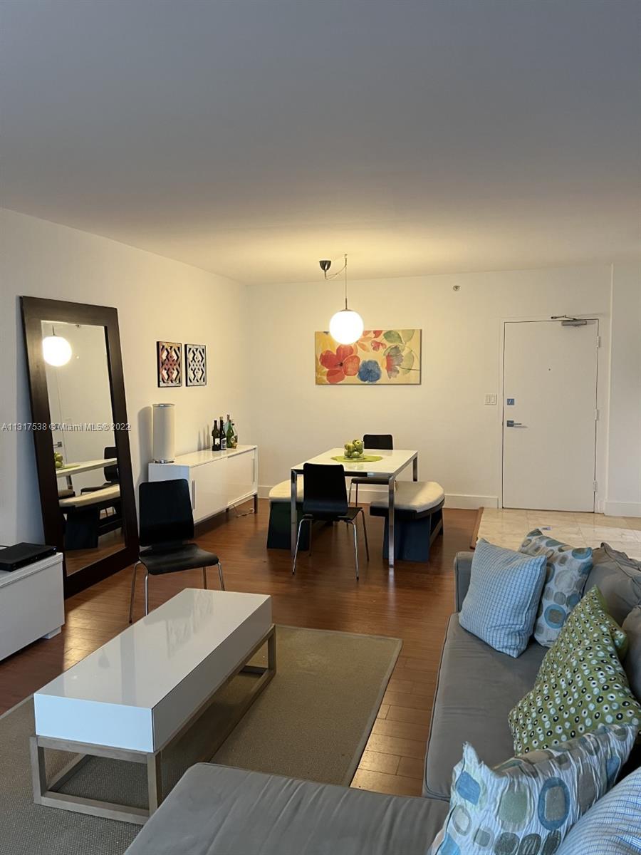 HARBOUR HOUSE - Residential