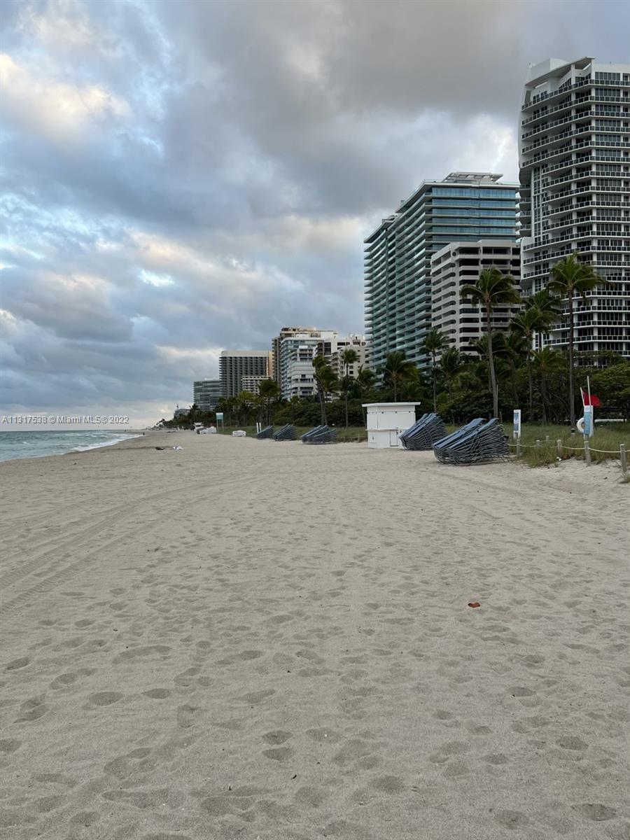 Live the ultimate Miami dream in this amazing  2 Bedrooms and 2 Bathrooms unit FULLY FURNISHED WITH GARDEN VIEW in Harboour House at Bal Harbour. Harbour House went through a multimillion dollar renovation. Gym overlooking the pool, cinema,  convenience store, impressive social room with regular social events for the residents. Steps. away from quiet white sand Bal Harbour Beach with beach service. Concierge and security 24/7. Friendly staff. Just...Live and Enjoy the best the most exclusive  beach in Florida.. Do not miss this great opportunity with the best price on the market…